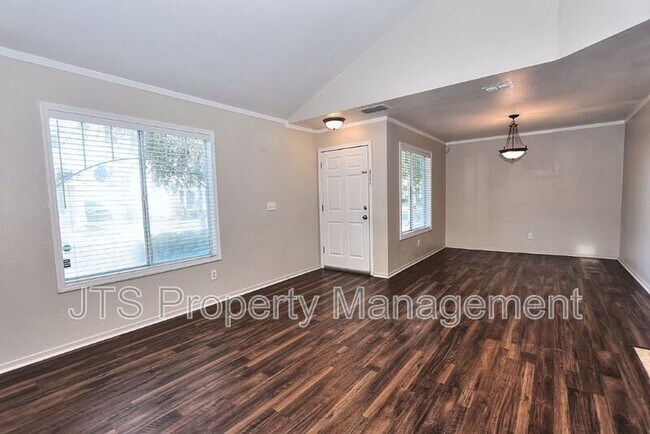 Building Photo - 6620 Verandah Ct