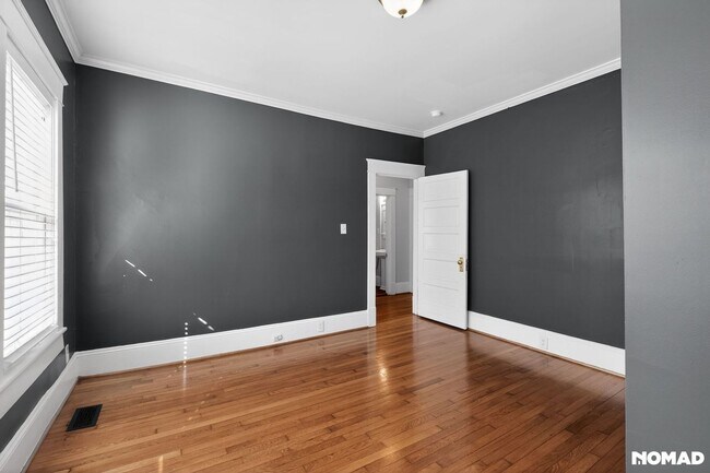 Building Photo - Charming 4BR House in Greensboro