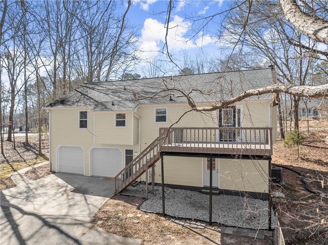 Building Photo - 175 Cedar Ridge Dr