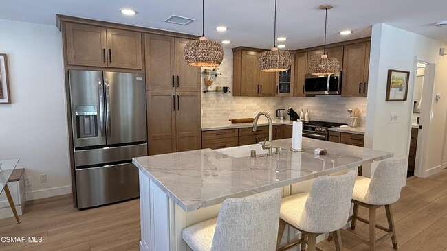 Building Photo - 3439 Highwood Ct