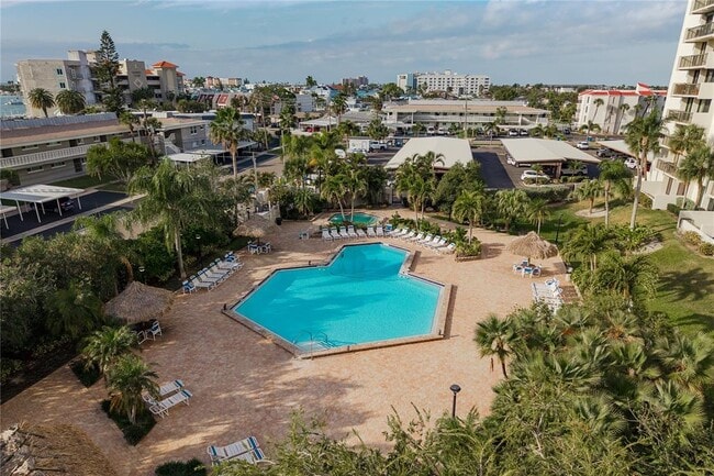 Building Photo - 320 Island Way