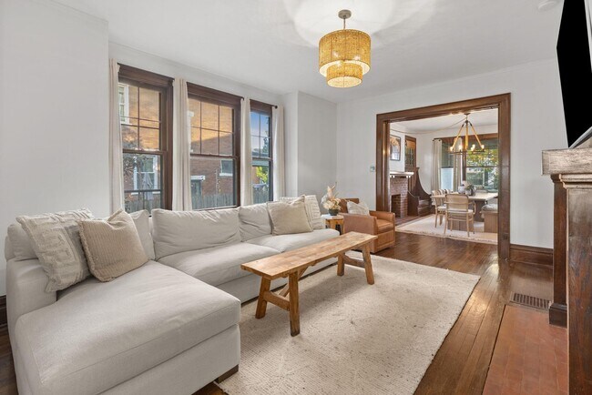 Building Photo - 439 Thurman Ave