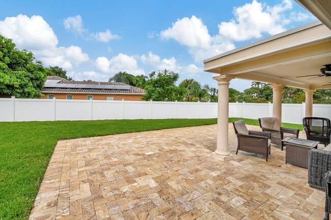 Building Photo - 4471 Brandywine Dr