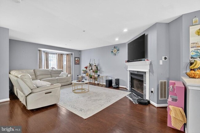 Building Photo - 3818 Early Glow Ln