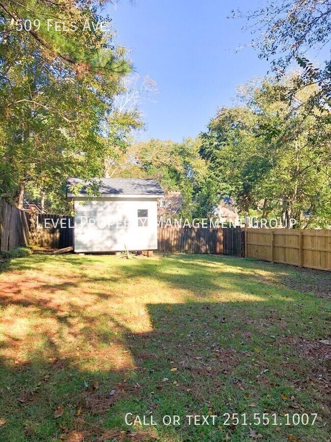 Building Photo - 509 Fels Ave