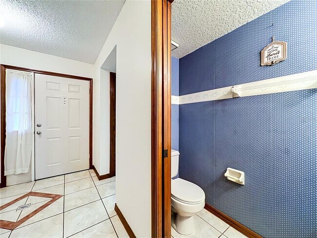 Building Photo - 4119 Waterview Loop