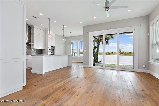 Building Photo - 2260 Beach Blvd