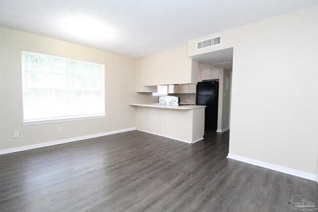 Building Photo - 10151 Guidy Ln
