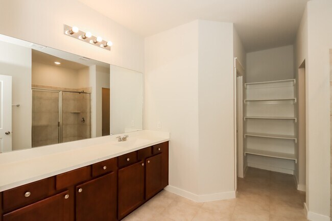Building Photo - 15418 Formaston Dr