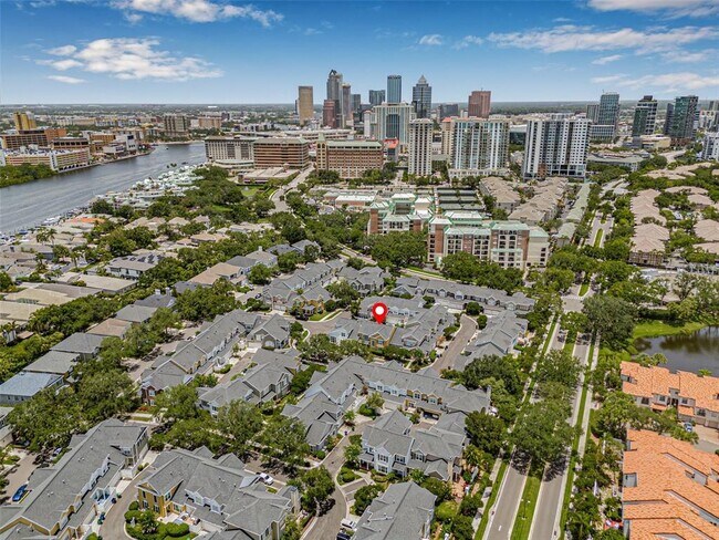 Building Photo - 313 Inner Harbour Cir
