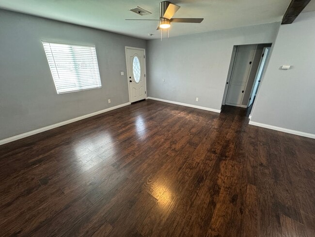Building Photo - 4 Bedroom House in El Cajon
