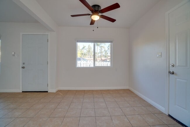 Building Photo - Coleen Ct | 1/2 OFF FIRST MONTH'S RENT! | Gorgeous, Newly Remodeled 4 Bedroom 2 Bath House near D...