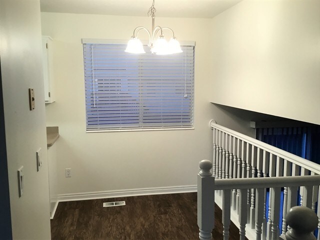 Building Photo - 5998 4050 W St