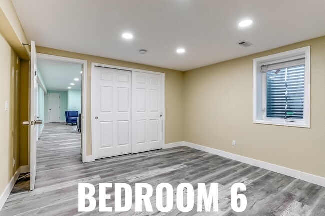 Building Photo - 15054 E Dartmouth Ave