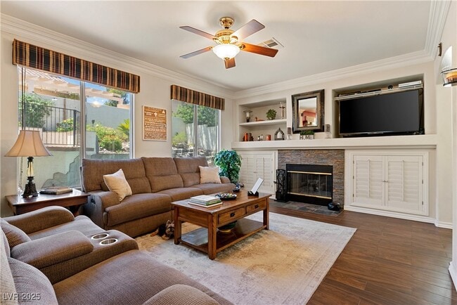 Building Photo - 1870 Desert Forest Way