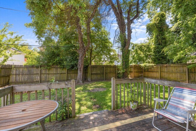 Building Photo - Stylish 3BR/2BA Single-Level Living in Nor...