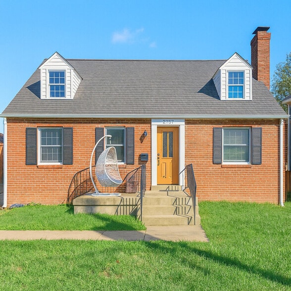 Building Photo - 2757 Greenway Blvd
