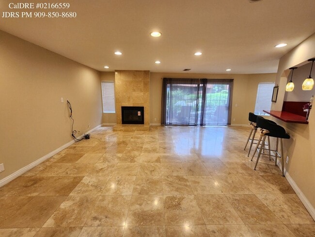 Building Photo - Diamond Bar 2 Bedroom Condo