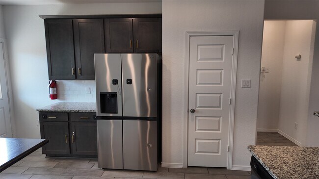 Building Photo - 23011 Bright Lgt Ln