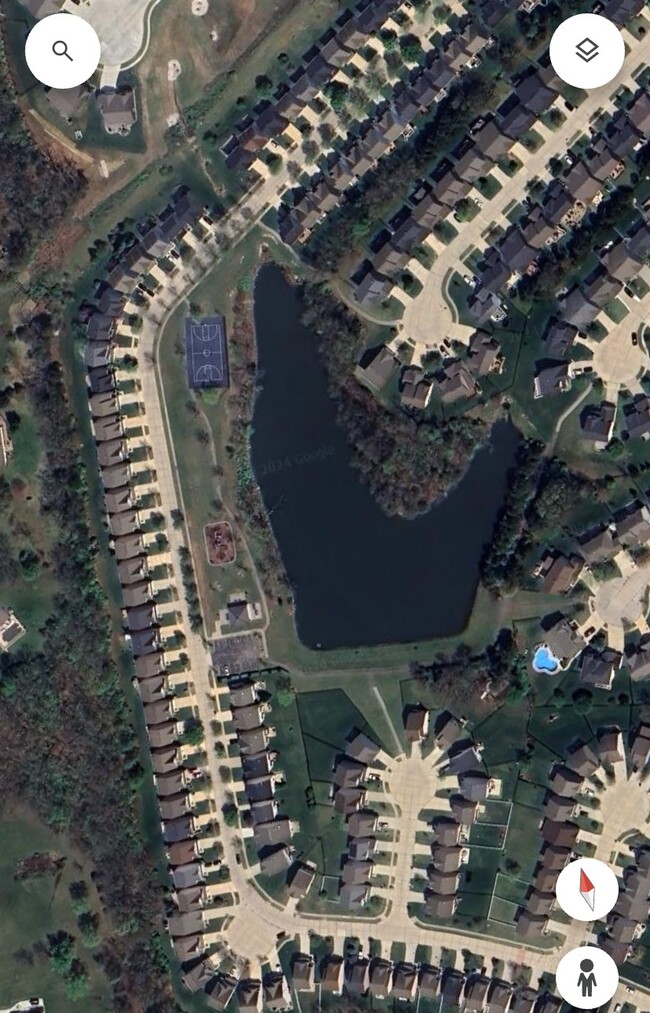 aerial view - pond is just outside - 484 Parkgate Dr