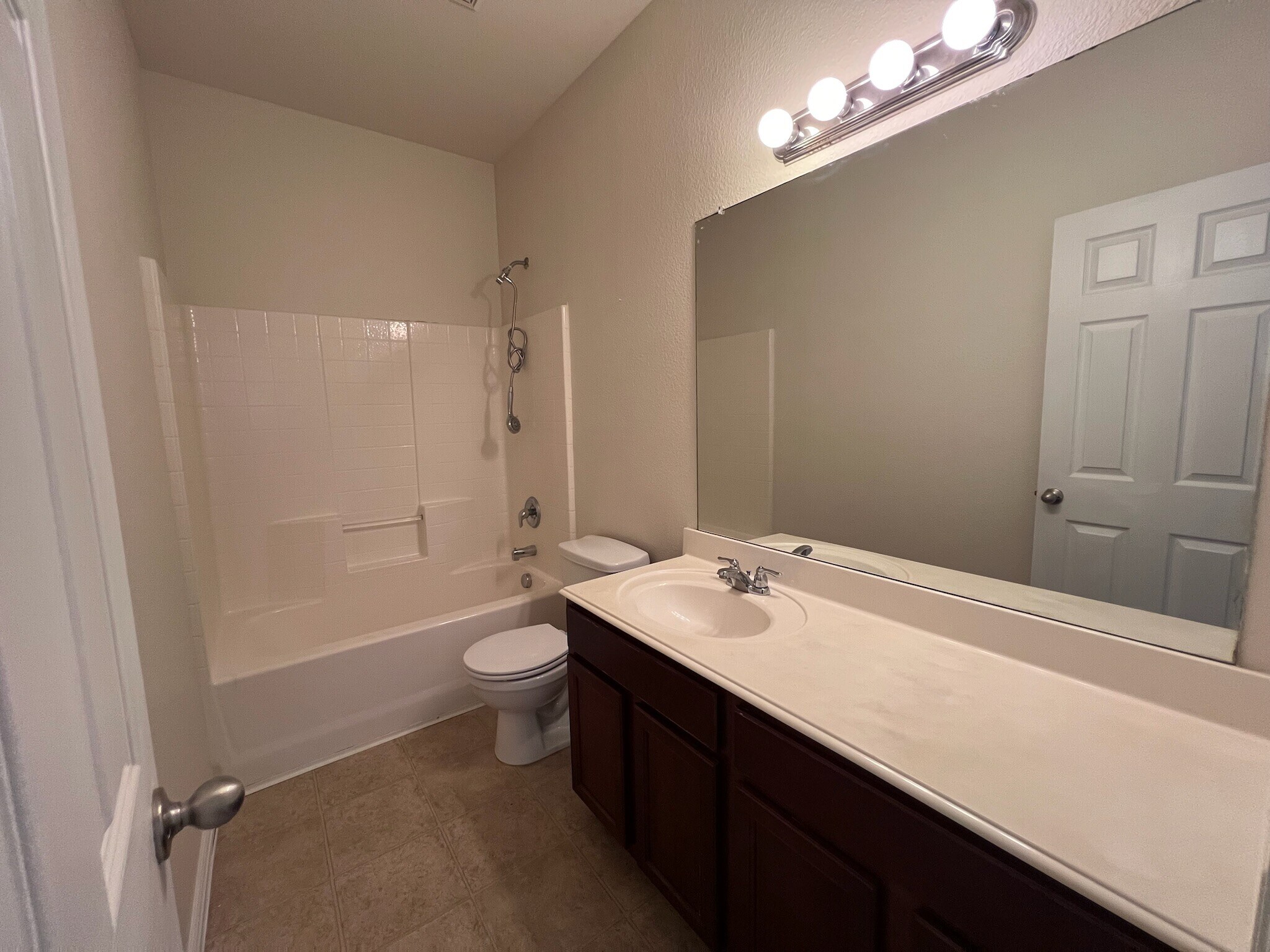 Building Photo - 706 Cedar Cove Dr