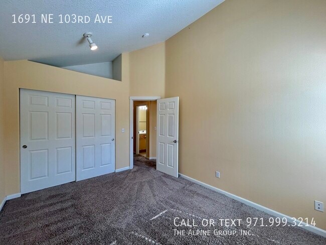 Building Photo - 1691 NE 103rd Ave