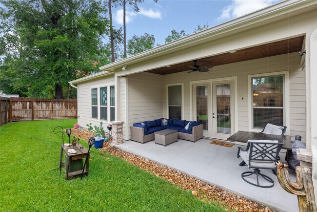 Building Photo - 3559 Pebble Beach Blvd