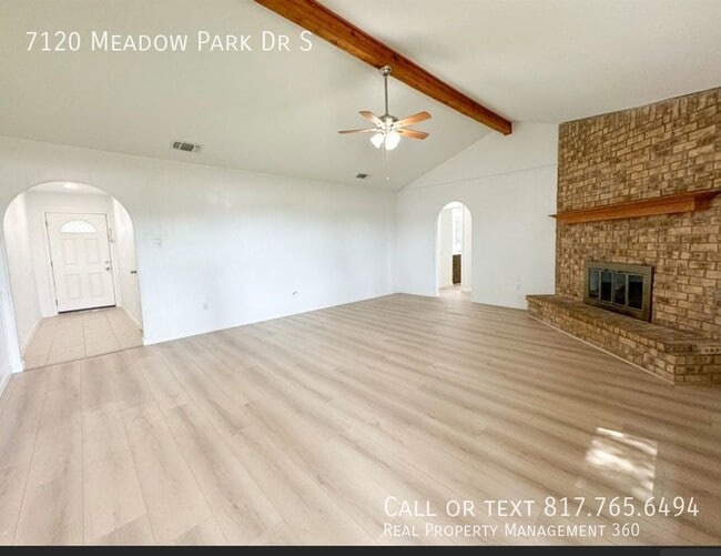 Building Photo - Freshly updated North Richland Hills home ...