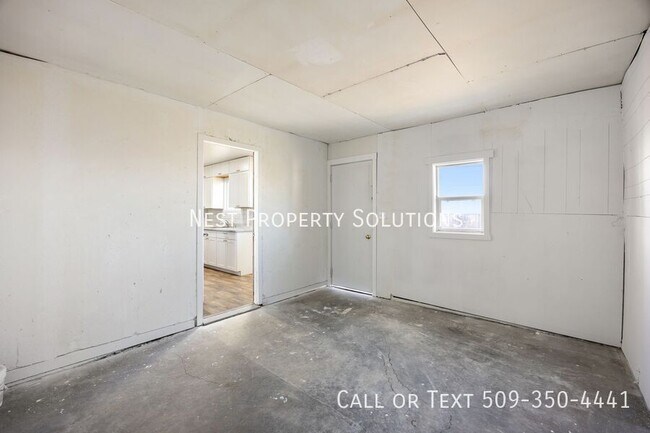 Building Photo - 1316 Pershing Rd