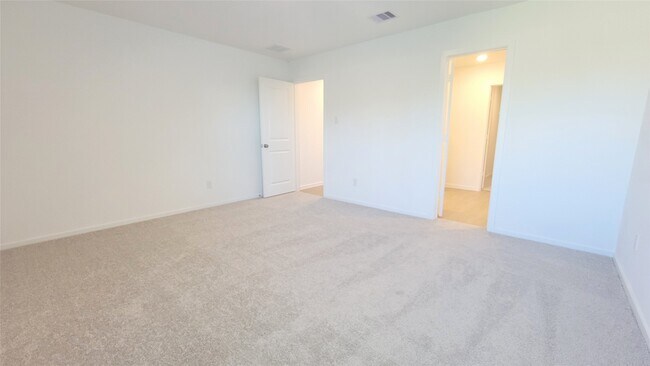 Building Photo - 27634 Spearmint Ridge Dr