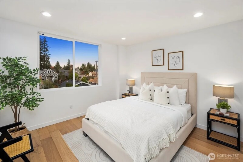 Building Photo - 528 N 72nd St