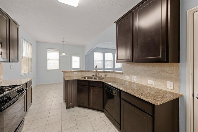 Building Photo - 15110 Spring Sun Ct
