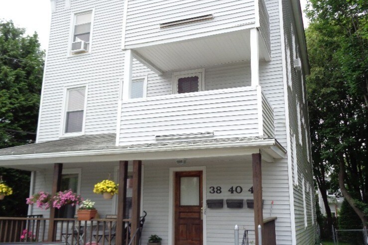 Building Photo - 42 Somerville St