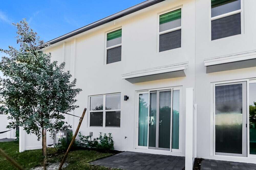 Building Photo - 3537 Joshua Tree St