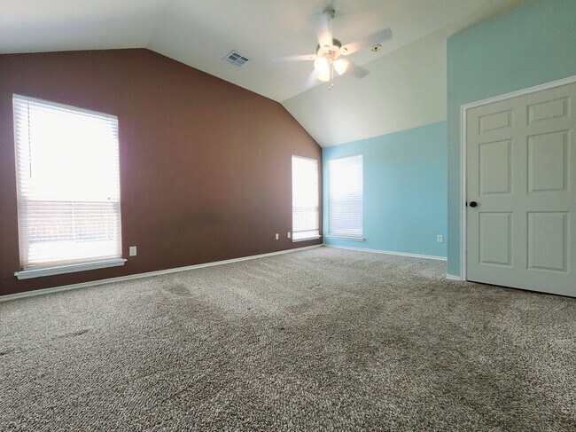 Building Photo - 18001 Montoro Way