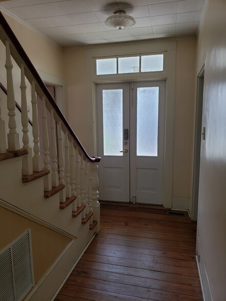 Building Photo - 503 Wachovia St