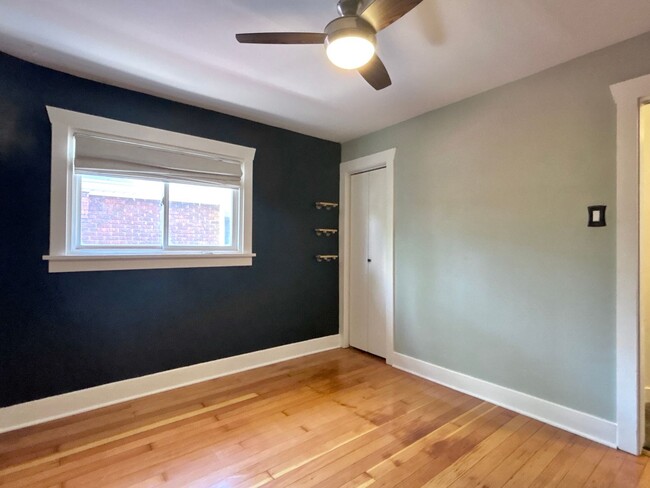 Building Photo - Beautiful Renovation in Liberty Wells!