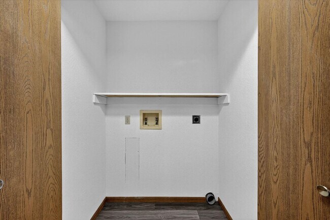 Building Photo - 2755-2761 Scarlet Oak