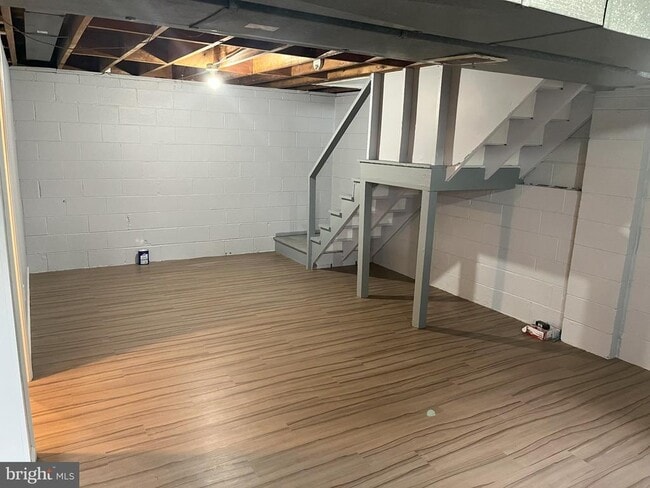 Building Photo - 6706 Longridge Dr