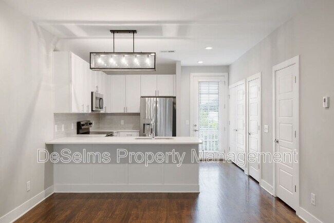 Building Photo - 214 Porter Village Cir