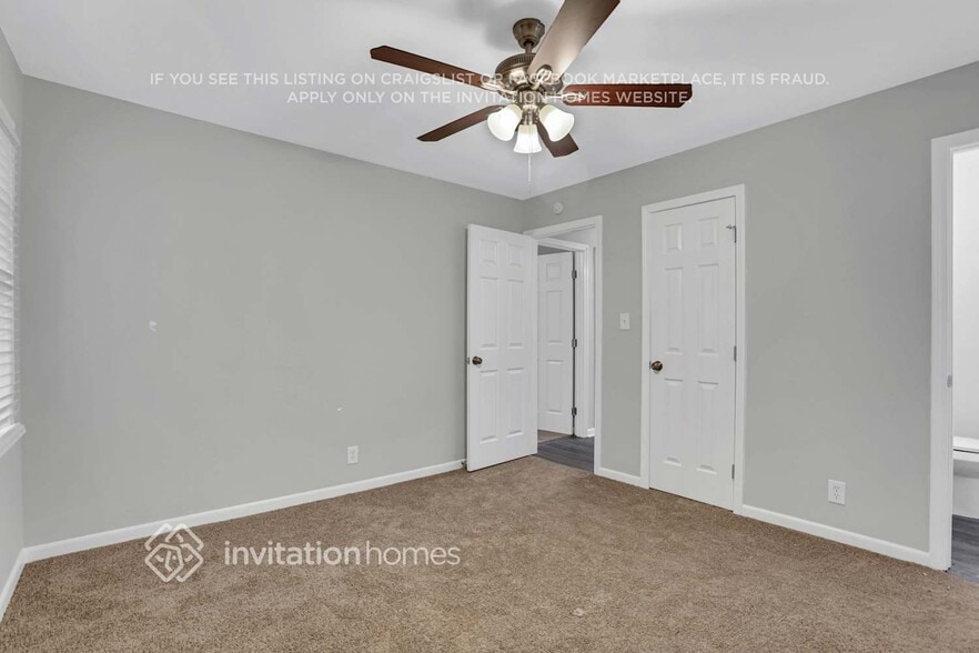Building Photo - 919 Magna Carta Dr NW