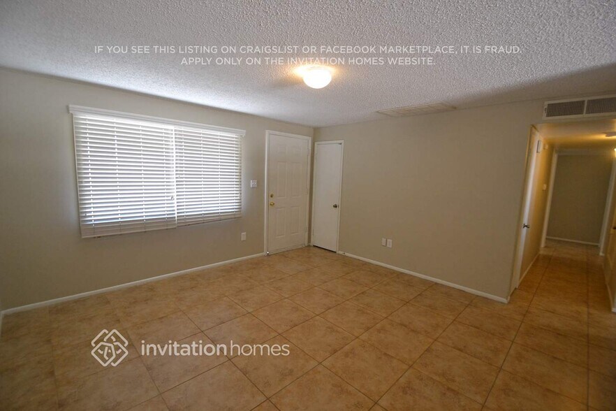 Building Photo - 1619 N 62nd Ave
