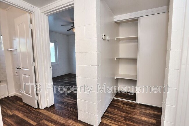 Building Photo - 5912 21st Ave