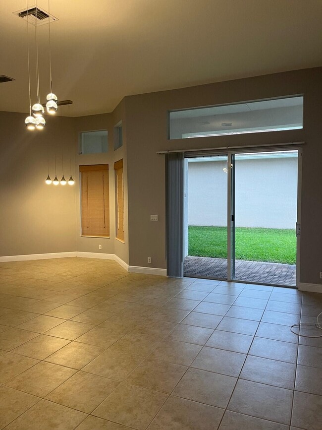 Building Photo - 9357 Osprey Isles Blvd