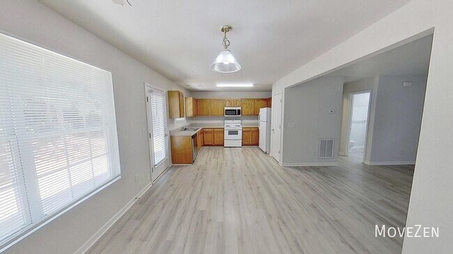 Building Photo - 1205 Ricochet Dr