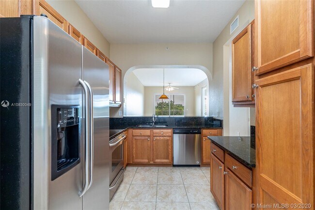 Building Photo - 3600 Oaks Clubhouse Dr