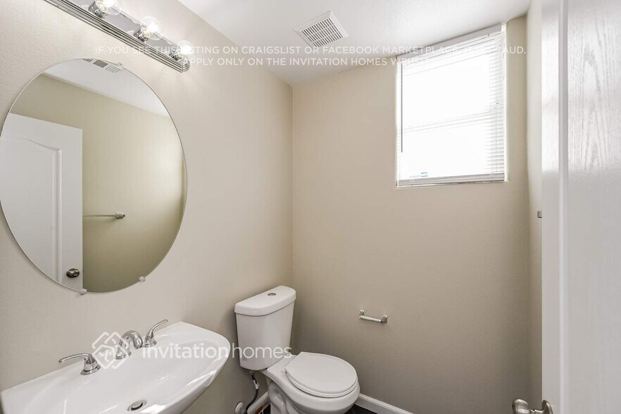 Building Photo - 5487 Caprock Canyon Ave