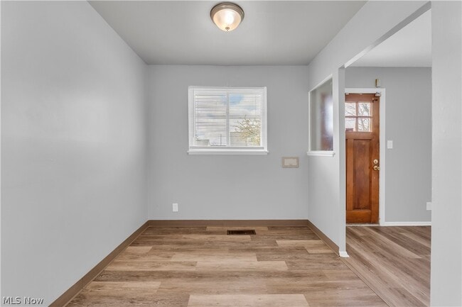 Building Photo - 17401 Wayne Dr