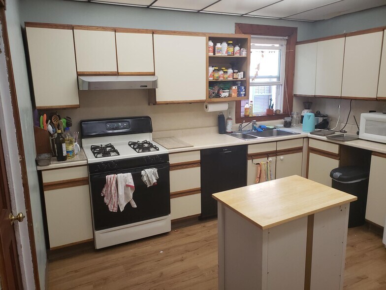 kitchen - 80 Orchard St