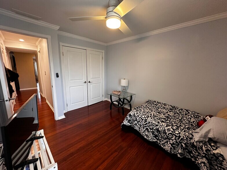 Building Photo - 39D Beehunter Ct